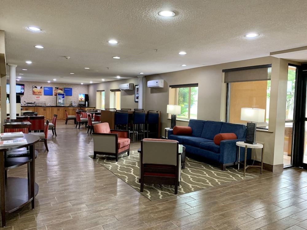 Comfort Inn Columbia-Bush River Exterior foto